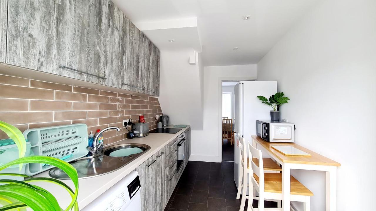 Station Heights Villa Рейли Екстериор снимка